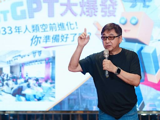 李濤主持坐姿不良，竟脊椎側彎！靠1招成功減痛 坐姿注意「3件事」保護脊椎