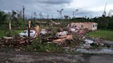 1 killed and almost 2 dozen injured in overnight storms in Mississippi, officials say