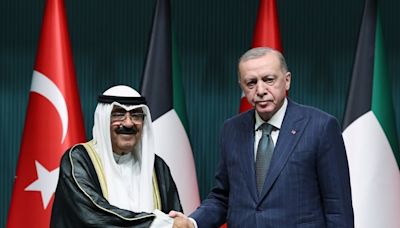 Kuwait's Sheikh Meshal tours Turkey in his first non-Arab state visit