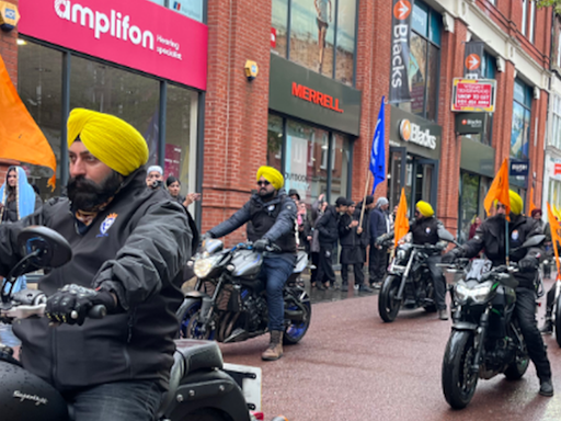 Leicester: Thousands turn out for city's Vaisakhi procession