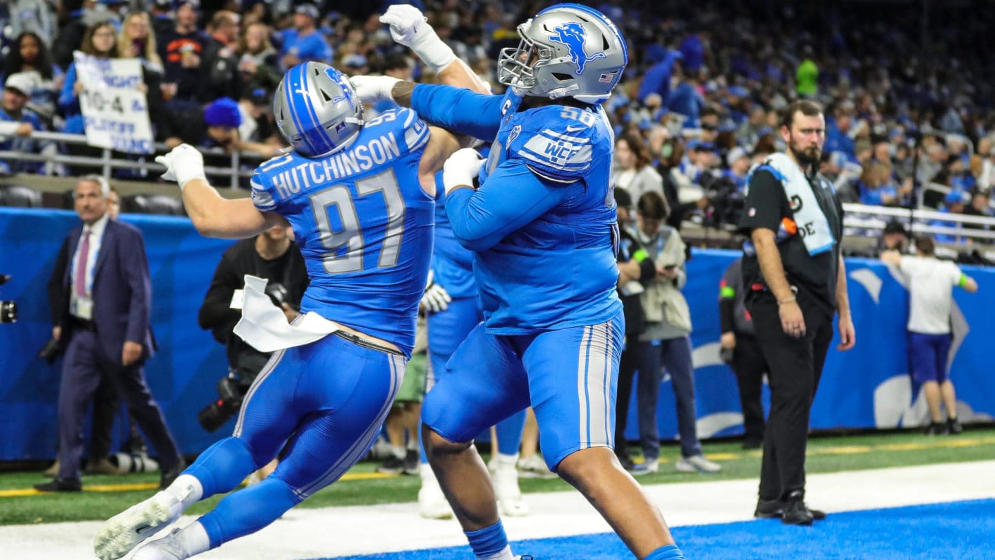 Penei Sewell Tops PFF's 25 Players Under 25 List Dominated by Lions