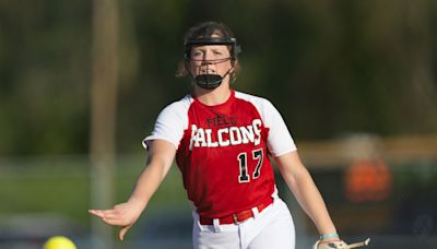 Maddie Burge, Shelbie Krieger, McKennah Metzger, Sophie Schechterman snag softball awards