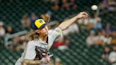 Milwaukee Brewers trade closer Josh Hader to San Diego for four players