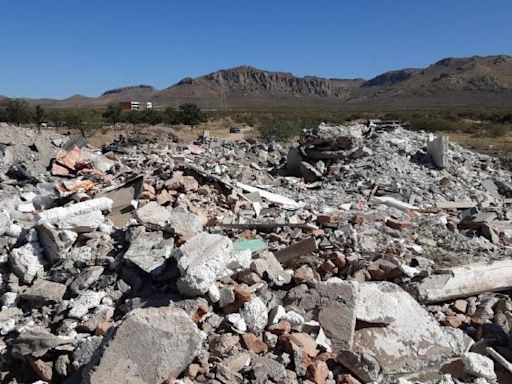 Evita sanciones, no tires escombro ni basura en terrenos baldíos