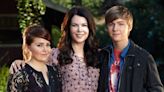 Parenthood’s Mae Whitman Reveals Pregnancy, With Assist from Lauren Graham and Miles Heizer — See Photo