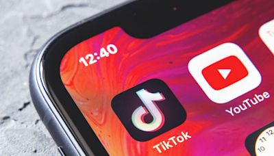 Screenshots suggest TikTok is circumventing Apple App Store commissions