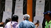 Cierran los colegios electorales en Venezuela tras una jornada con una participación histórica