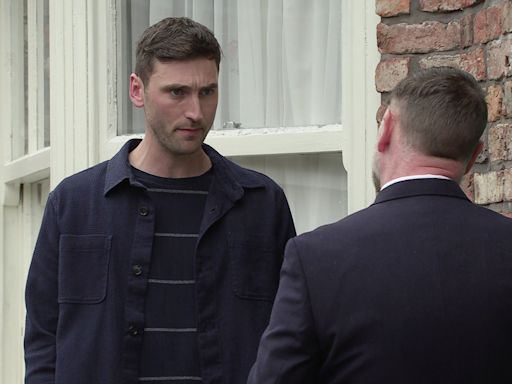 Corrie villain Kit moves onto the cobbles and gets a surprising love interest