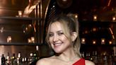 Kate Hudson's One-Shoulder Gown Had Two Midriff-Baring Cutouts