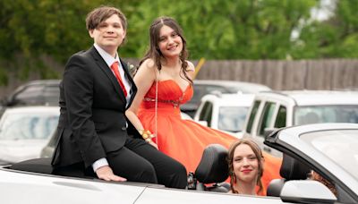 See our 9 favorite photos from Kearsley High School prom 2024