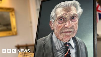 Portrait unveiled for 100-year-old Jersey veteran