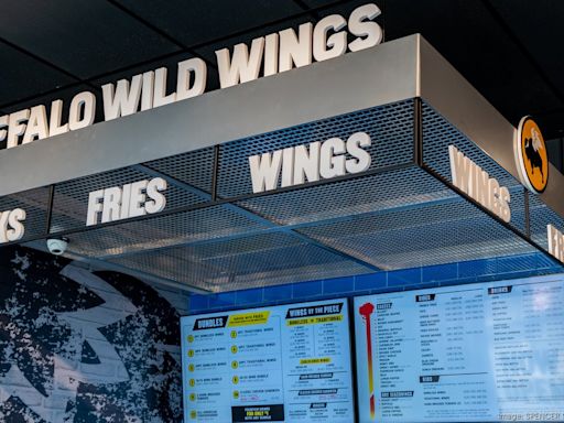 Glendale's Buffalo Wild Wings Go restaurant has an opening date - Milwaukee Business Journal