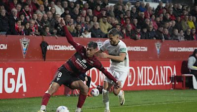 El Atleti ata a Carlos Martín