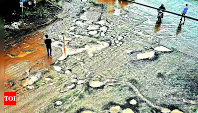 Pune roads deteriorate as rains wash away surfaces | Pune News - Times of India