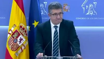 El vocero parlamentario del PSOE se quedó en silencio cuando le preguntaron por los agravios a Javier Milei