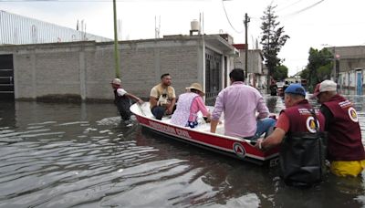 Más de 600 familias reciben apoyo en Chalco tras inundaciones en Edomex