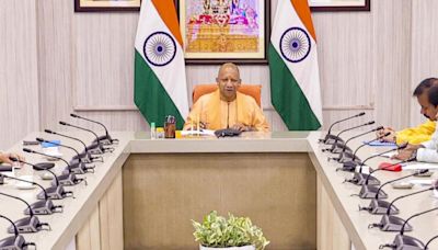 Yogi digs in on Kanwar order despite backlash