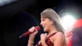 Taylor Swift Fans Will ’Sob for Days’ After She Compliments Young Girl at the Eras Tour