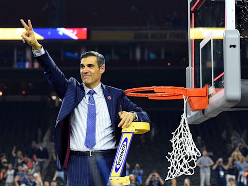 Jay Wright praises reunion of former Villanova players with Knicks