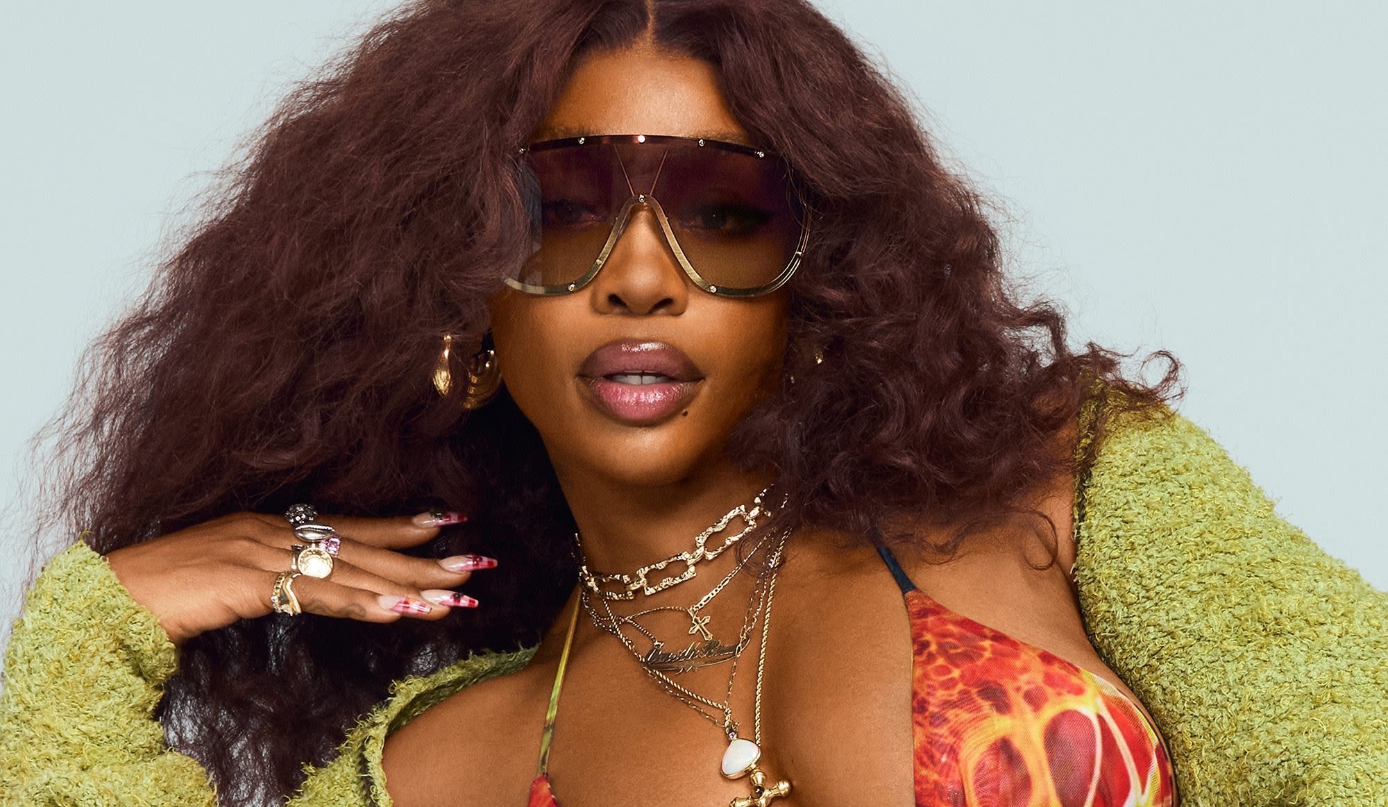 SZA Models Quay’s ‘Playful and Stylish’ Spring Sunglasses, Kicks Off Contest to See Her Concert at Governors Ball