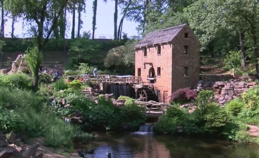 Renovations underway at North Little Rock’s Old Mill by family member of original sculptor