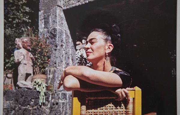 40 Frida Kahlo Quotes to Remind You to Paint, Laugh and Find People Who Treat You Well