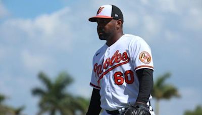 Report: RHP Mychal Givens opts out of deal with Marlins