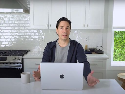 'I'm a Mac' Actor Justin Long Ditches Apple Again for New Qualcomm Ad
