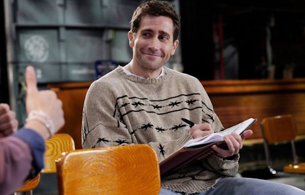 'SNL' Promo: Host Jake Gyllenhaal Gives His Demands for Season Finale