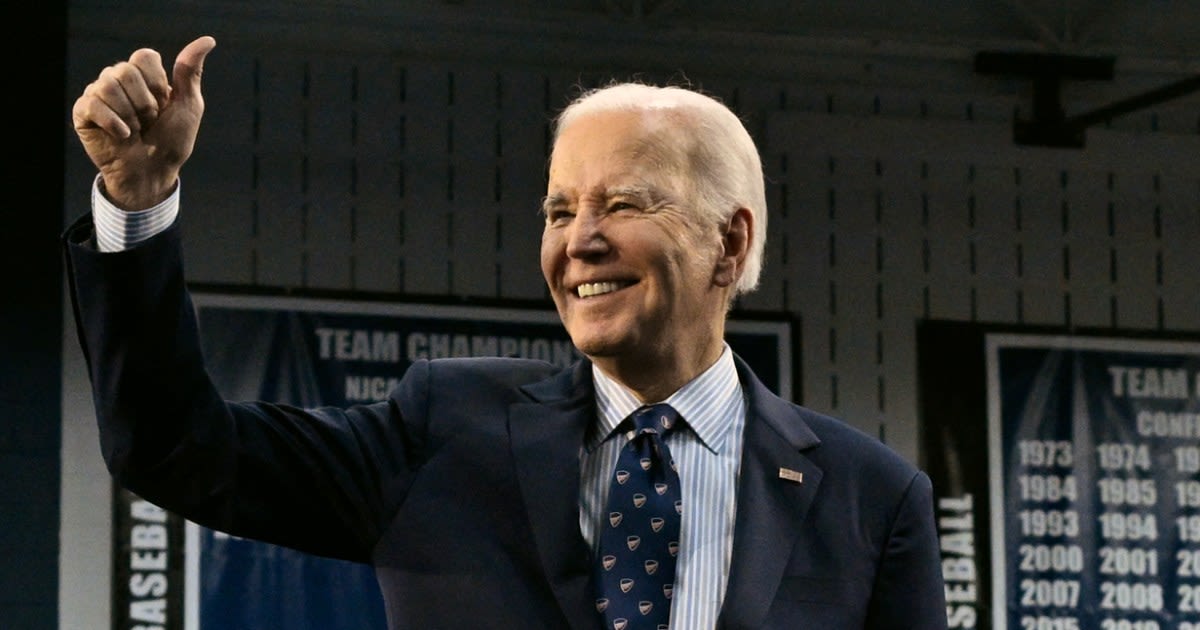 Judge extends temporary restraining order against Biden's student debt forgiveness plan