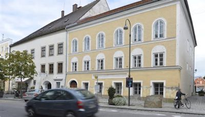 Celebran natalicio de Adolf Hitler en su casa de Austria; policía arresta a 4 nazis