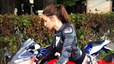 Tatyana Ozolina, la "plus belle motarde de Russie" meurt dans un accident de moto, sa famille conteste les circonstances de sa mort