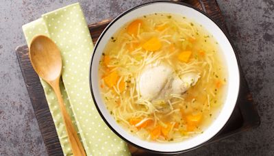 5 Chef-Approved Ways To Make Chicken Noodle Soup Restaurant-Worthy
