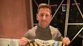 Lionel Messi es la nueva mascota de Almirante Brown y se convirtió en viral