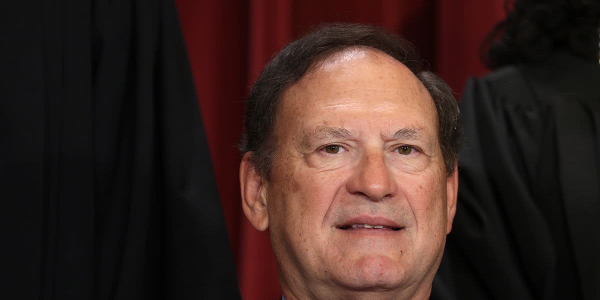 Justice Sam Alito Blames His Wife For Flying A Very Sedition-y Flag Outside Their House In 2021