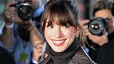 Anne Hathaway Brought Back Andy Sachs’s Iconic Bangs in a NYFW-Worthy Outfit