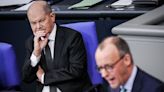 Im „Elitepanel“ - Böse Klatsche für Scholz! Deutschlands Entscheider sehen Merz in K-Frage klar vorn