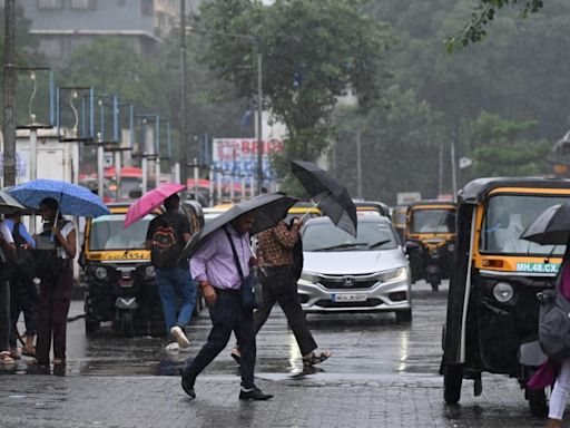 Mumbai Weather Update: Light to Heavy Rainfall Expected Today