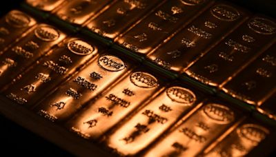 Safe-haven demand lifts gold to highest in 10 days; US data in focus