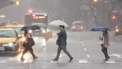 快訊／雨彈狂轟！高雄、台南9地淹水警戒 4區列一級