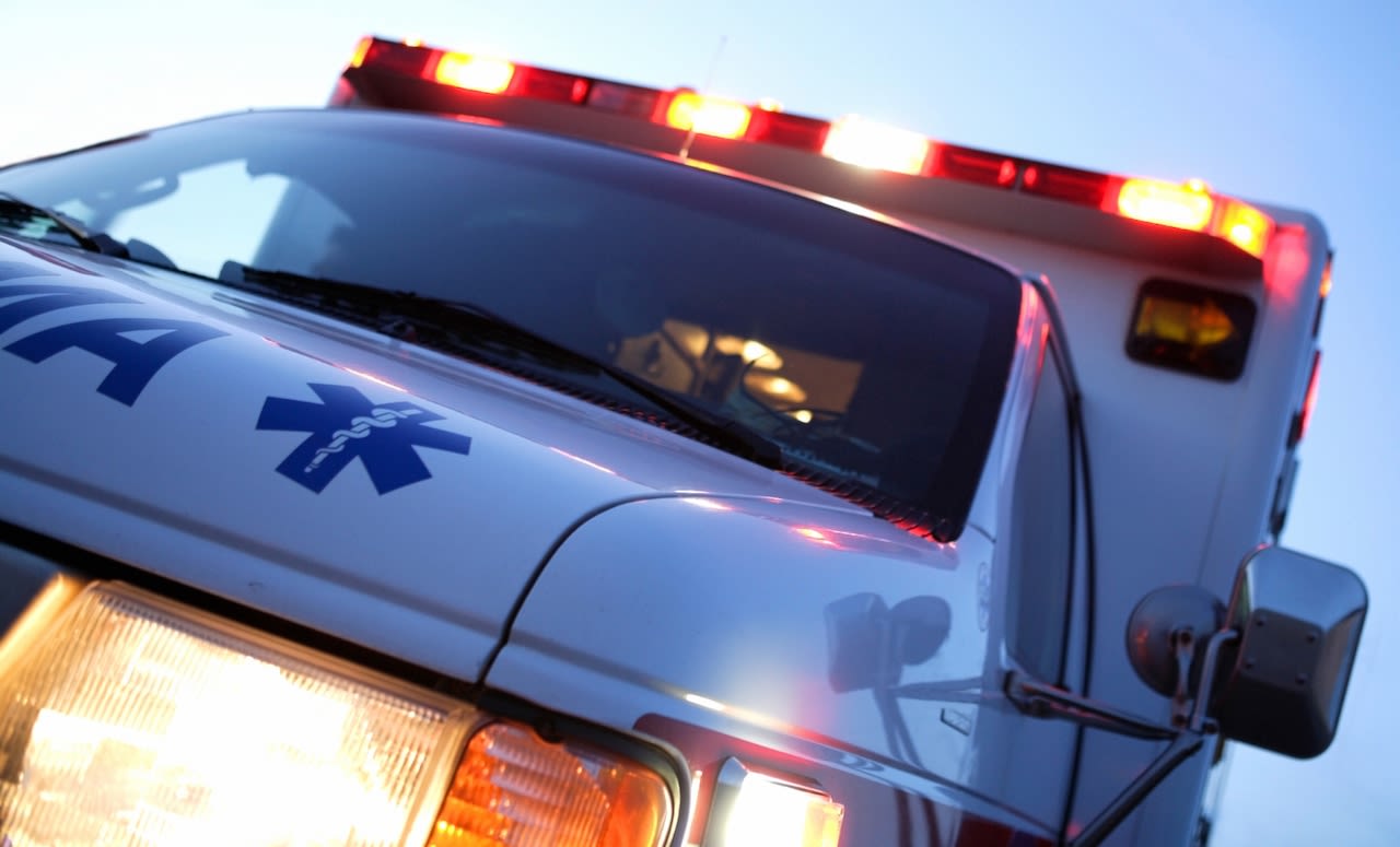 4 killed, at least 9 hurt as minivan crashes into N.Y. nail salon