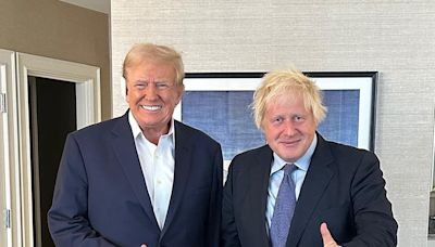 Boris posing thumbs-up with Trump is a perfect portrait of his utter irrelevance