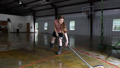 Heavy rains cross Arkansas, flood 8 counties, force nursing home evacuation | Northwest Arkansas Democrat-Gazette