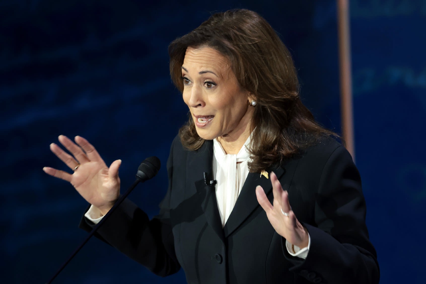 Kamala Harris tells Donald Trump: Putin would "eat you for lunch"