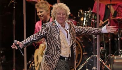 Rod Stewart planning to spend more time in Ireland