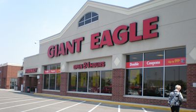 Giant Eagle offering new summer discounts on food, other items