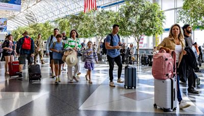 How American Airlines plans to handle record crowds at CLT airport over July 4th holiday