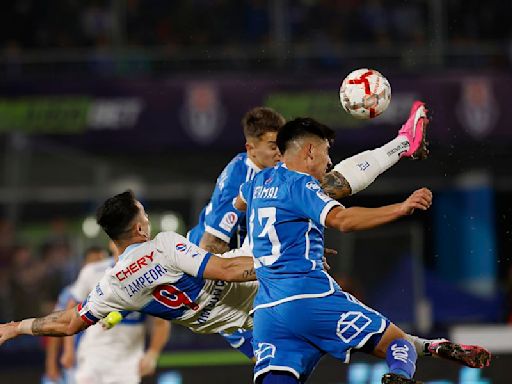 El Clásico Universitario es de la UC: acaba con el invicto de la U con un gol de antología de Zampedri - La Tercera