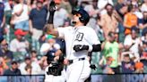 Javier Báez provides spark as Tigers rally past Twins to salvage series split