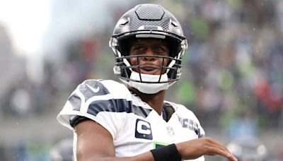 Seahawks QB Geno Smith Labeled Overpaid QB: ‘He’s a Top-End Backup’